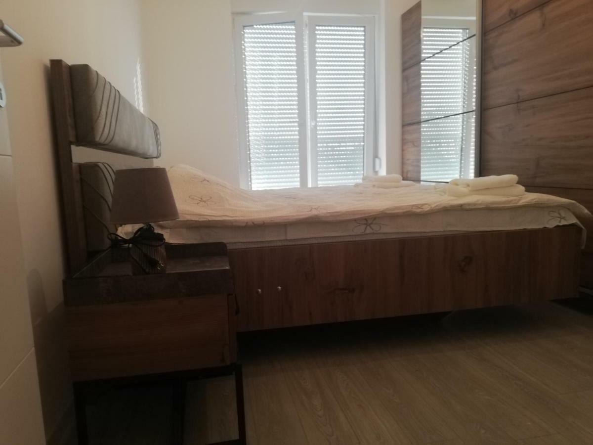 Apartment 3 Приштина Экстерьер фото