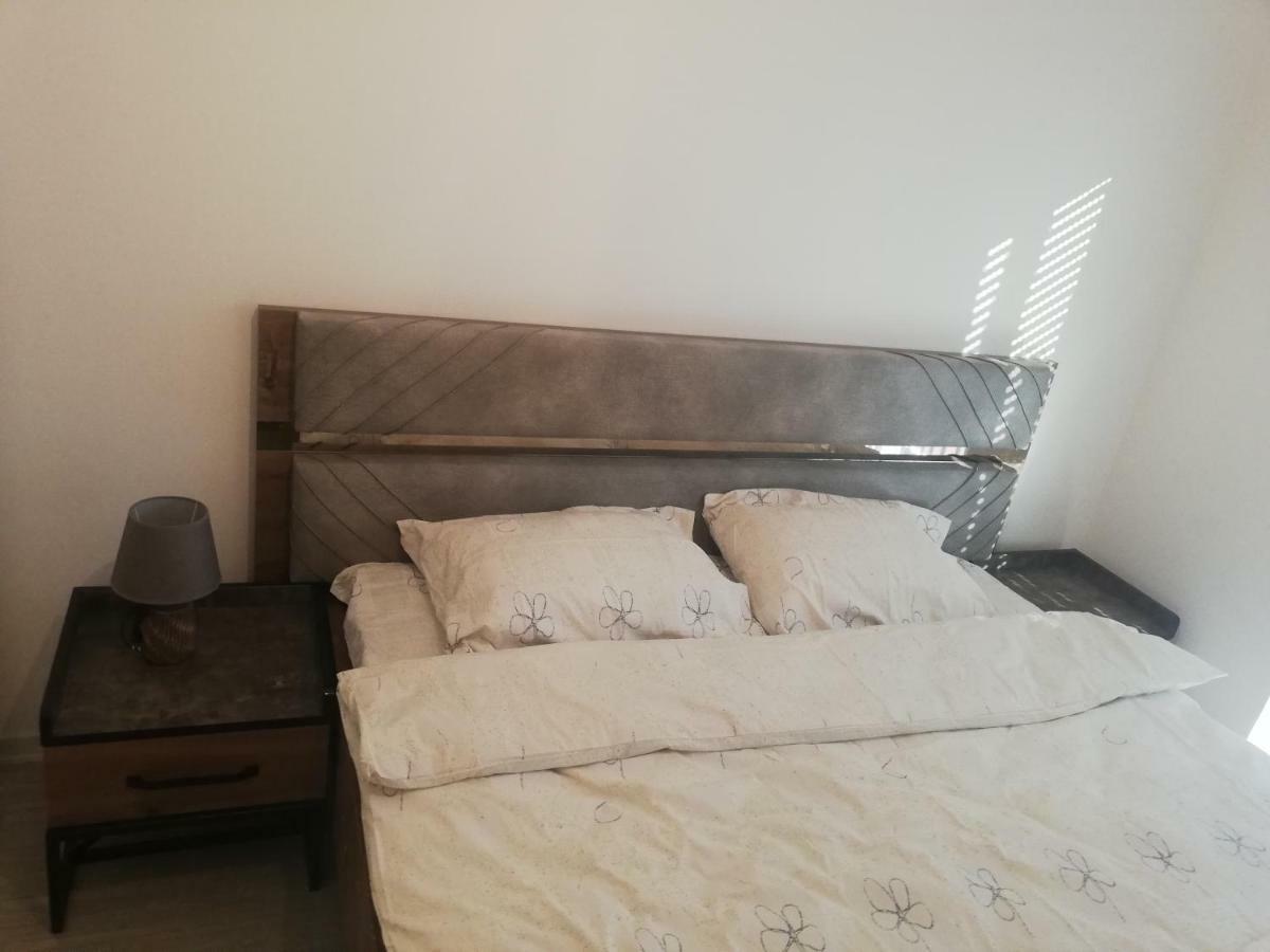 Apartment 3 Приштина Экстерьер фото