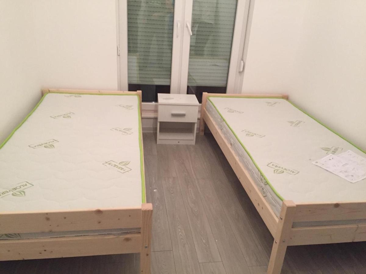 Apartment 3 Приштина Экстерьер фото