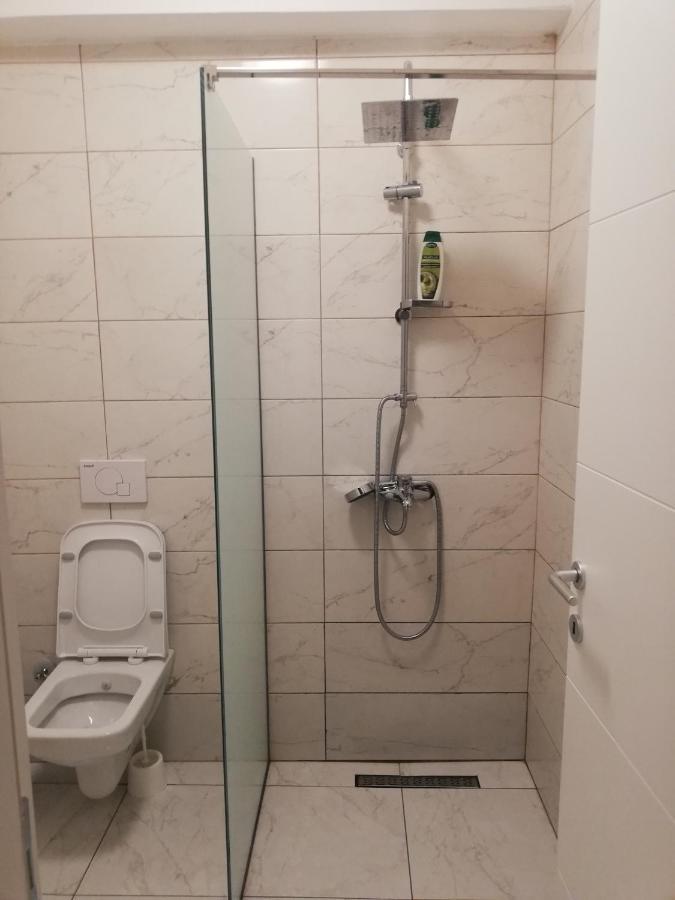 Apartment 3 Приштина Экстерьер фото